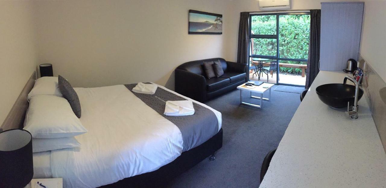 Matakana Motel Buitenkant foto